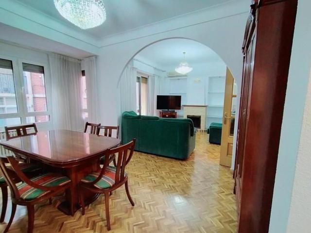 Piso en alquiler en Zaragoza, Calle de Jerónimo Blancas, 50001 photo 0