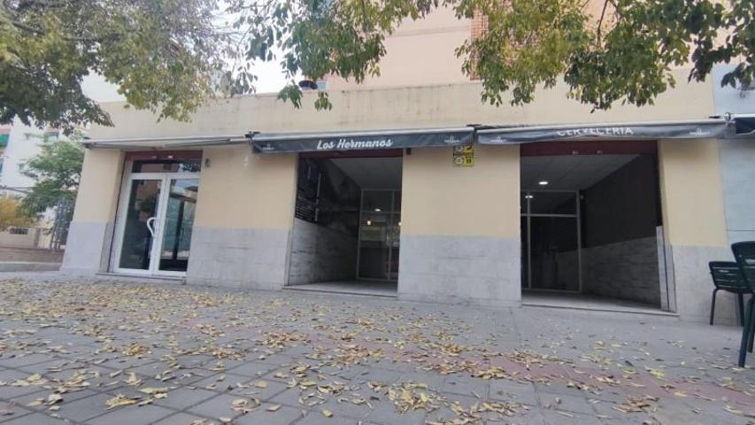 Local comercial en alquiler en Alicante, La Florida photo 0