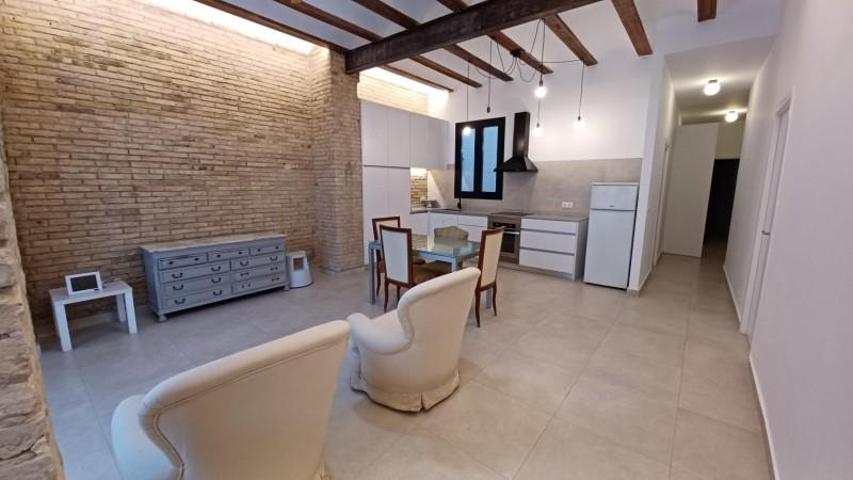 Piso en alquiler en Valencia, Sant Francesc photo 0