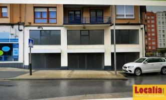 Local comercial en alquiler en Torrelavega photo 0