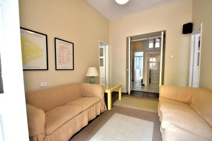 Local comercial en alquiler en La Laguna, Zona Centro photo 0