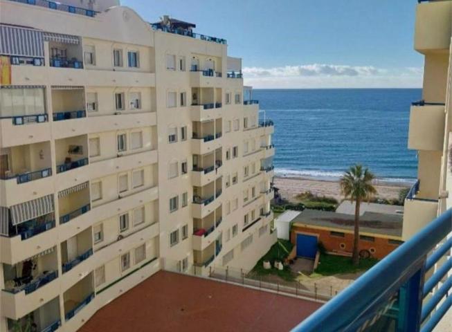 Piso en alquiler en Marbella, Playa Bajadilla-Puertos photo 0