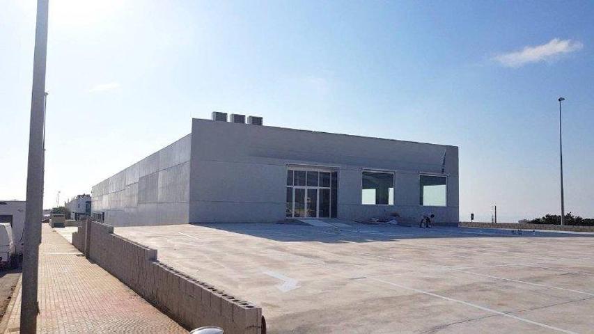 Local comercial en alquiler en Orihuela Costa, Lomas de Cabo Roig photo 0