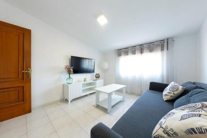 Piso en alquiler en Sanxenxo, Salnés photo 0