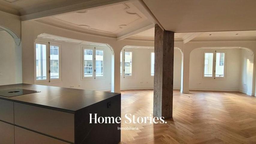 Piso en alquiler en Valencia, Sant Francesc photo 0