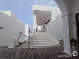 Local comercial en alquiler en Yaiza, Playa Blanca photo 0