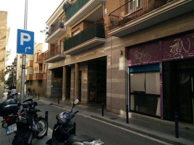 Parking en venta en Barcelona, Sants photo 0