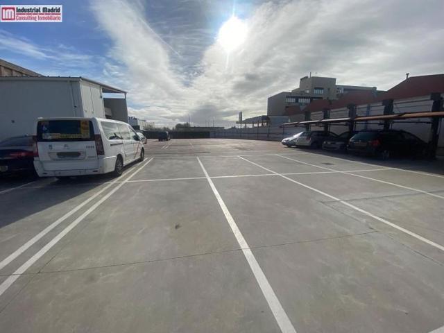 Terreno en alquiler en Madrid, Villa de vallecas photo 0