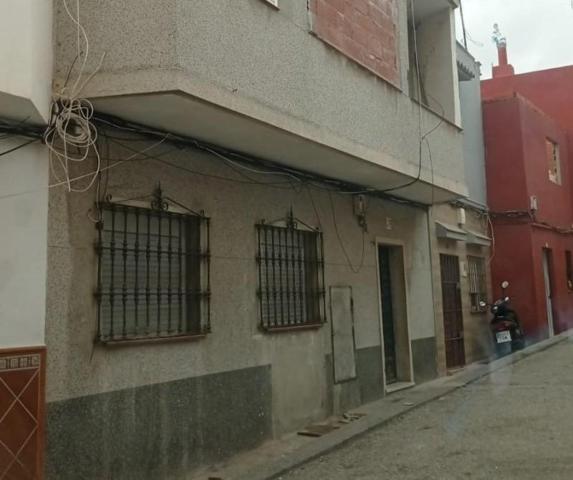 Casa en venta en Algeciras, Bajadilla photo 0
