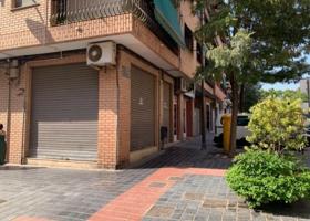 Local comercial en venta en Quart de Poblet, Metro salt de l aigua photo 0