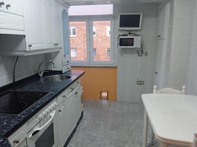 Piso en venta en Avilés, La Luz photo 0