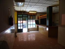 Local comercial en venta en Ceuti, Centro photo 0
