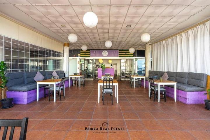 Local comercial en alquiler en Adeje, Torviscas Bajo photo 0
