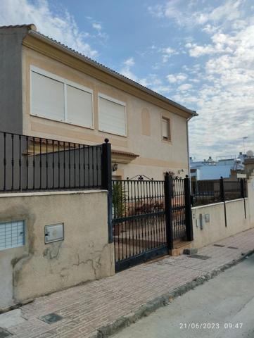 Adosada en venta en Bujalance, Andalucia photo 0