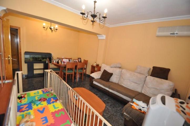 Apartamento en venta en Villena, Centro photo 0