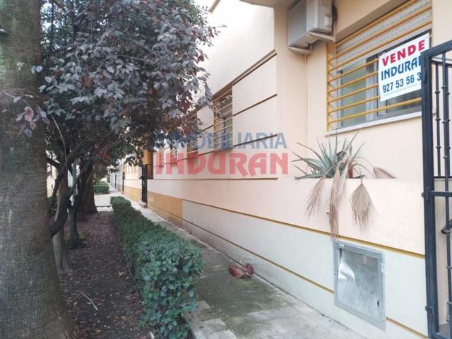 Piso en venta en Navalmoral de la Mata photo 0