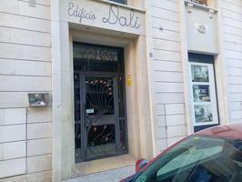 Local comercial en venta en Orihuela, Zona Centro photo 0