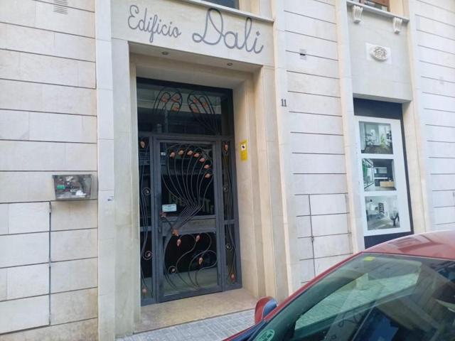 Local comercial en venta en Orihuela, Zona Centro photo 0