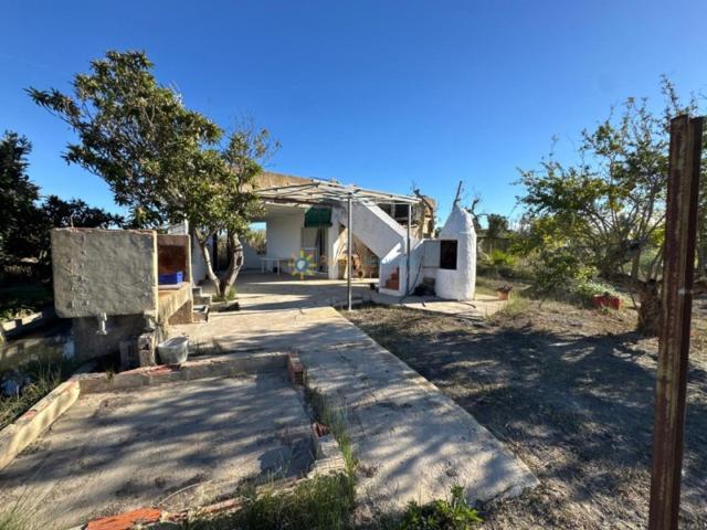 Casa con terreno en venta en Bellreguard, A las afueras photo 0