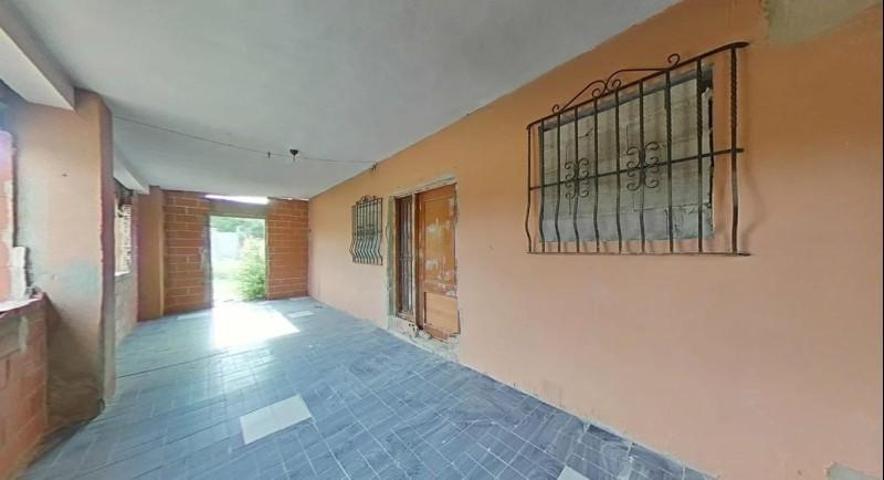 Casa en venta en Olocau, Campillo photo 0