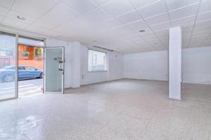 Local comercial en venta en Atarfe, Zona iliberis photo 0