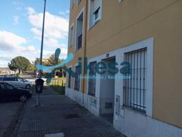 Piso en venta en Monesterio, Extremadura photo 0