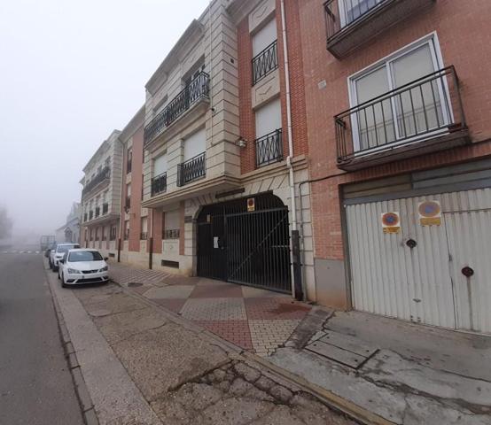 Piso en venta en Cigales, Cigales photo 0