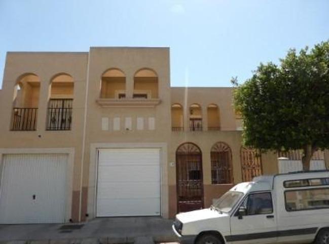 Piso en venta en Níjar, San isidro photo 0