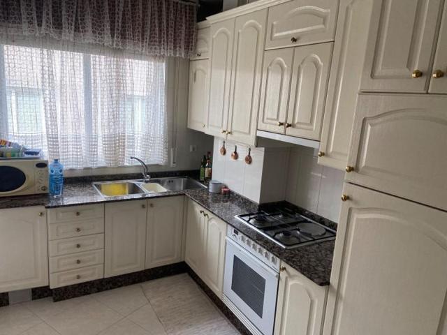 Piso en venta en Lalín photo 0