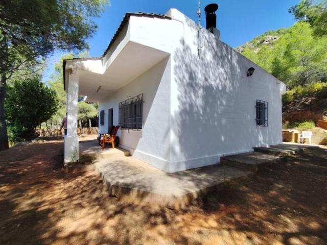 Chalet en venta en Buñol, Buñol photo 0