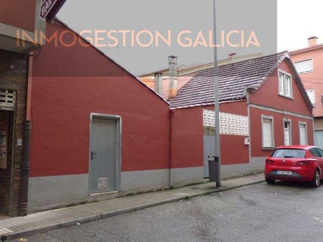 Casa en venta en Ordes photo 0