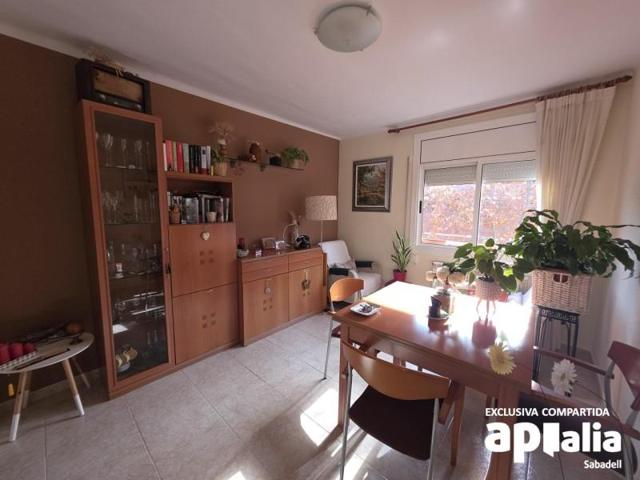 Piso en venta en Sabadell, Can Puiggener photo 0