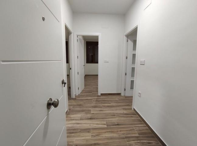 Adosada en venta en Petrer photo 0