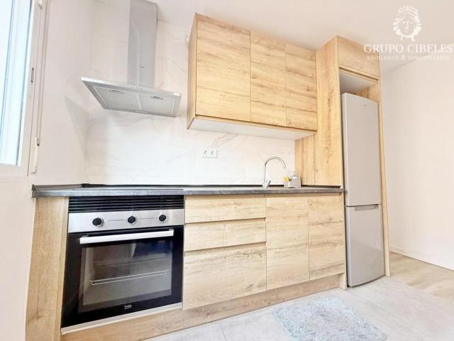 Piso en venta en Almería, Los angeles photo 0