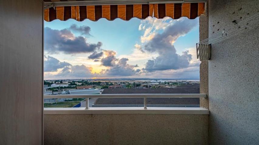 Apartamento en venta en Torrevieja, Parque de las Naciones photo 0