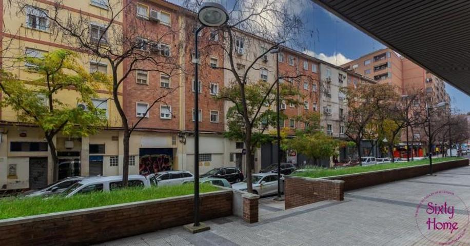 Piso en venta en Zaragoza, Almozara photo 0