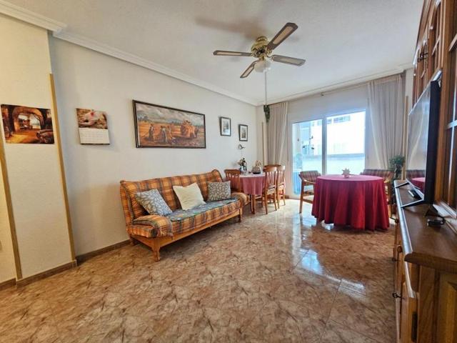 Apartamento en venta en Torrevieja, Centro photo 0