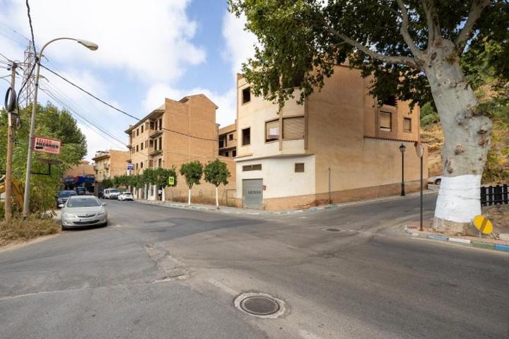 Edificio en venta en Lanjarón, Lanjaron pueblo photo 0
