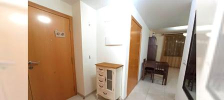 Entresuelo en venta en Benicarló, Plaza con juegos para niños photo 0