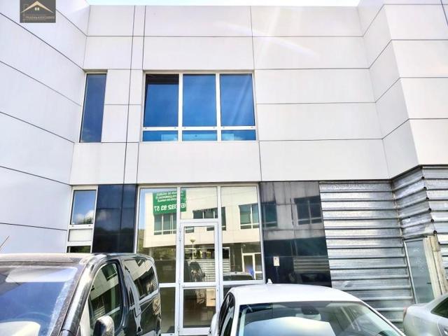 Local comercial en venta en Camargo photo 0