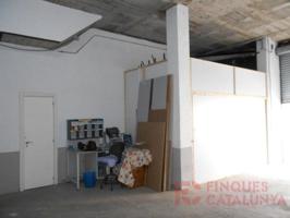 Local comercial en venta en Salt photo 0
