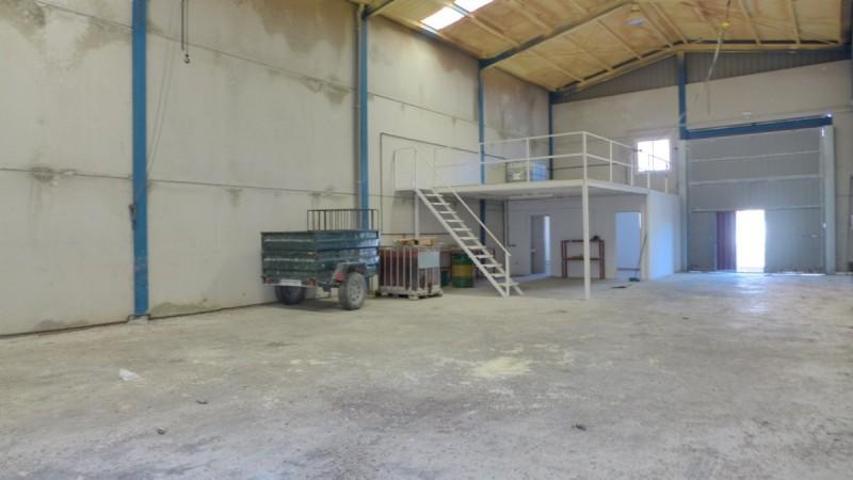 Nave industrial en venta en Baena, Poligono industrial los llanos photo 0