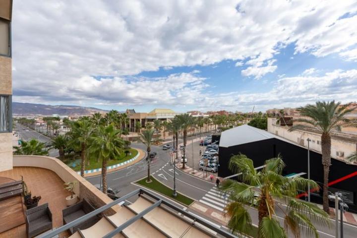 Piso en venta en Roquetas de Mar, Centro photo 0