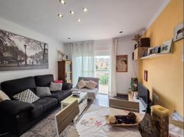 Piso en venta en Martorell, El pla photo 0