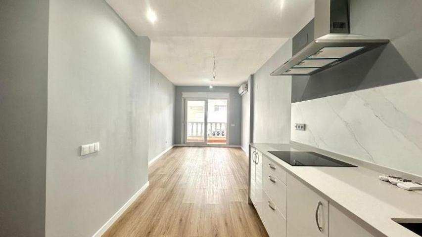 Apartamento en venta en Torrevieja, La Mata pueblo photo 0