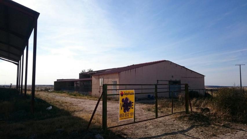 Terreno en venta en Torrecaballeros, Torrecaballeros photo 0