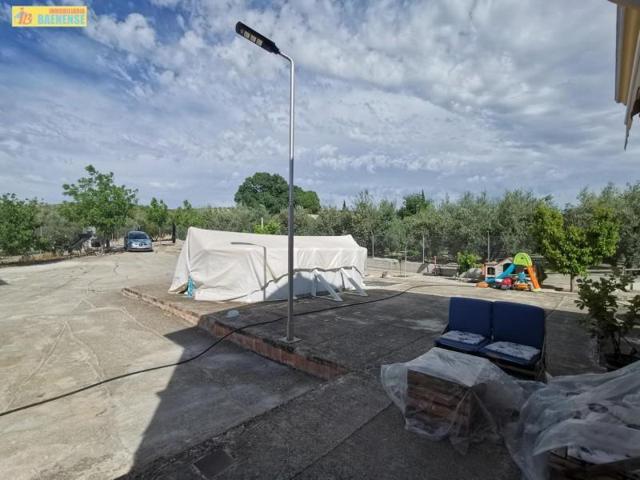 Casa con terreno en venta en Baena, Carretera de Córdoba photo 0