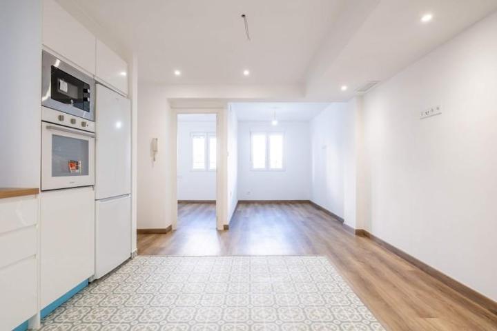 Piso en venta en Zaragoza, Barrio Jesús photo 0