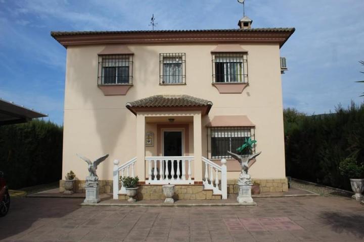 Chalet en venta en Córdoba, El Higuerón photo 0