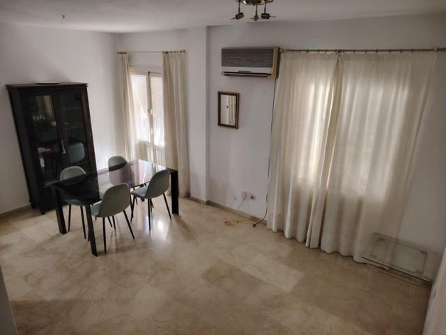 Piso en venta en Utrera, Plaza Los Angeles photo 0